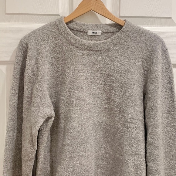 Knix Cozzzy Soft Crew Grey Sweater - Picture 4 of 13